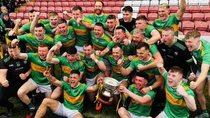 Senior footballs celebrating with the John McLaughlin cup